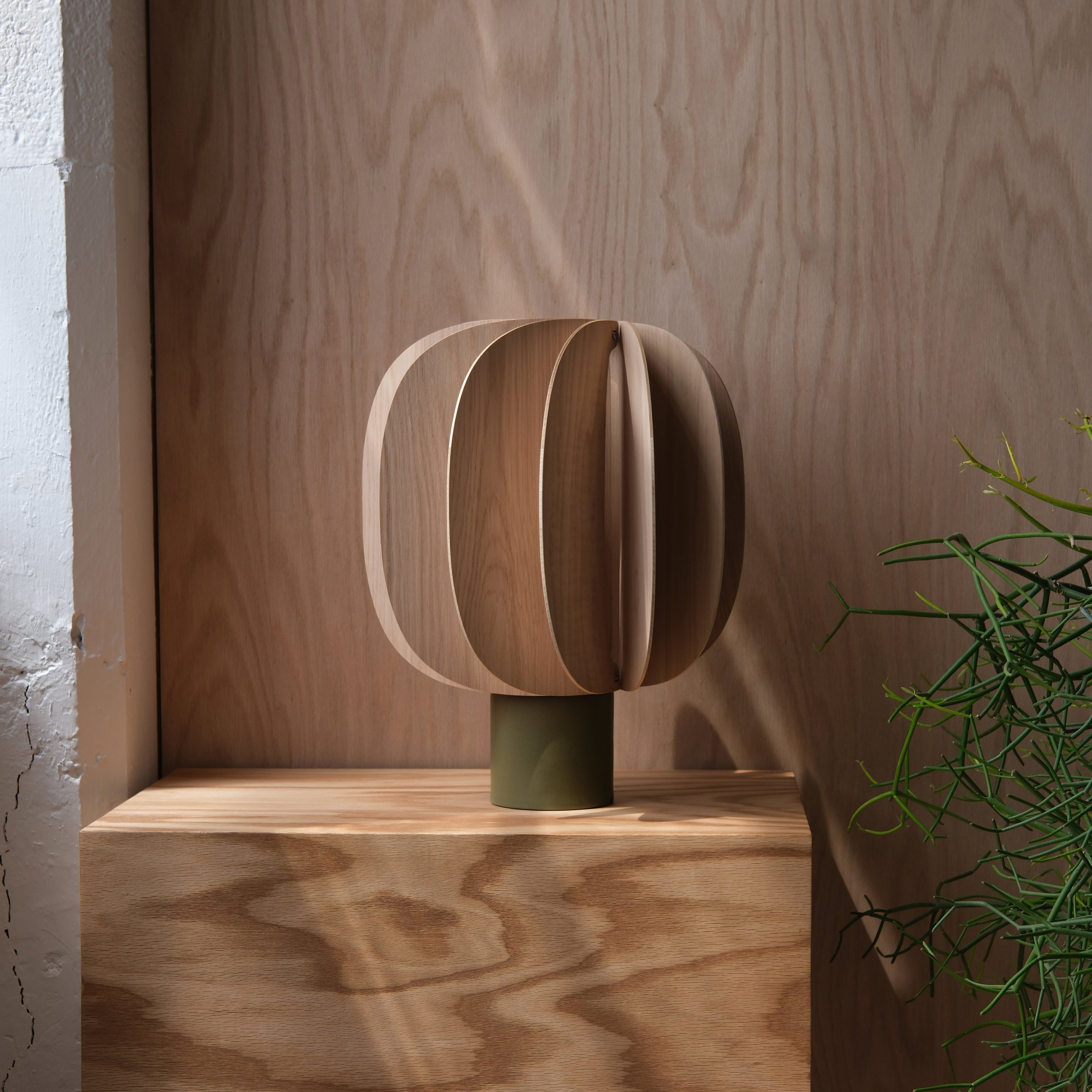 Fin Table Lamp